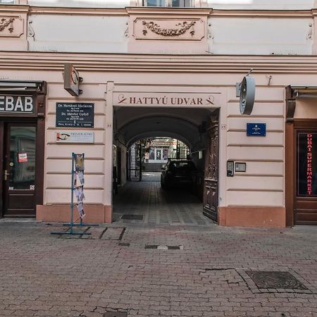 Anavrin apartman- csendes lakás a belváros közepén Apartman Pécs Kültér fotó