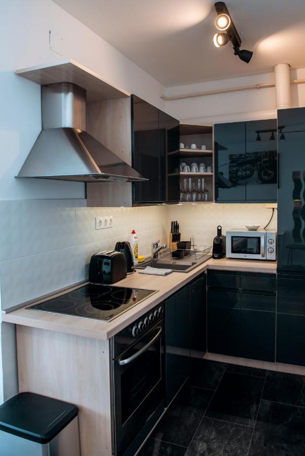 Anavrin apartman- csendes lakás a belváros közepén Apartman Pécs Kültér fotó