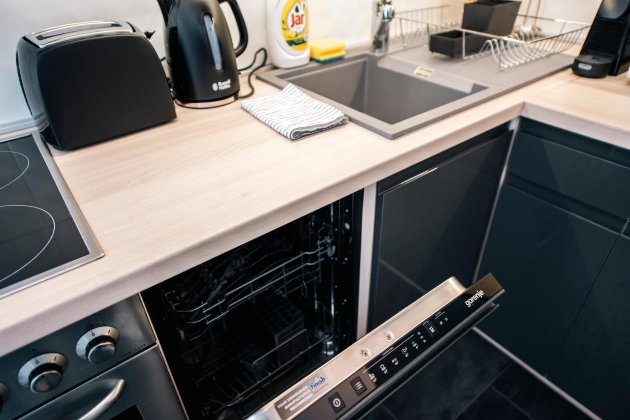 Anavrin apartman- csendes lakás a belváros közepén Apartman Pécs Kültér fotó