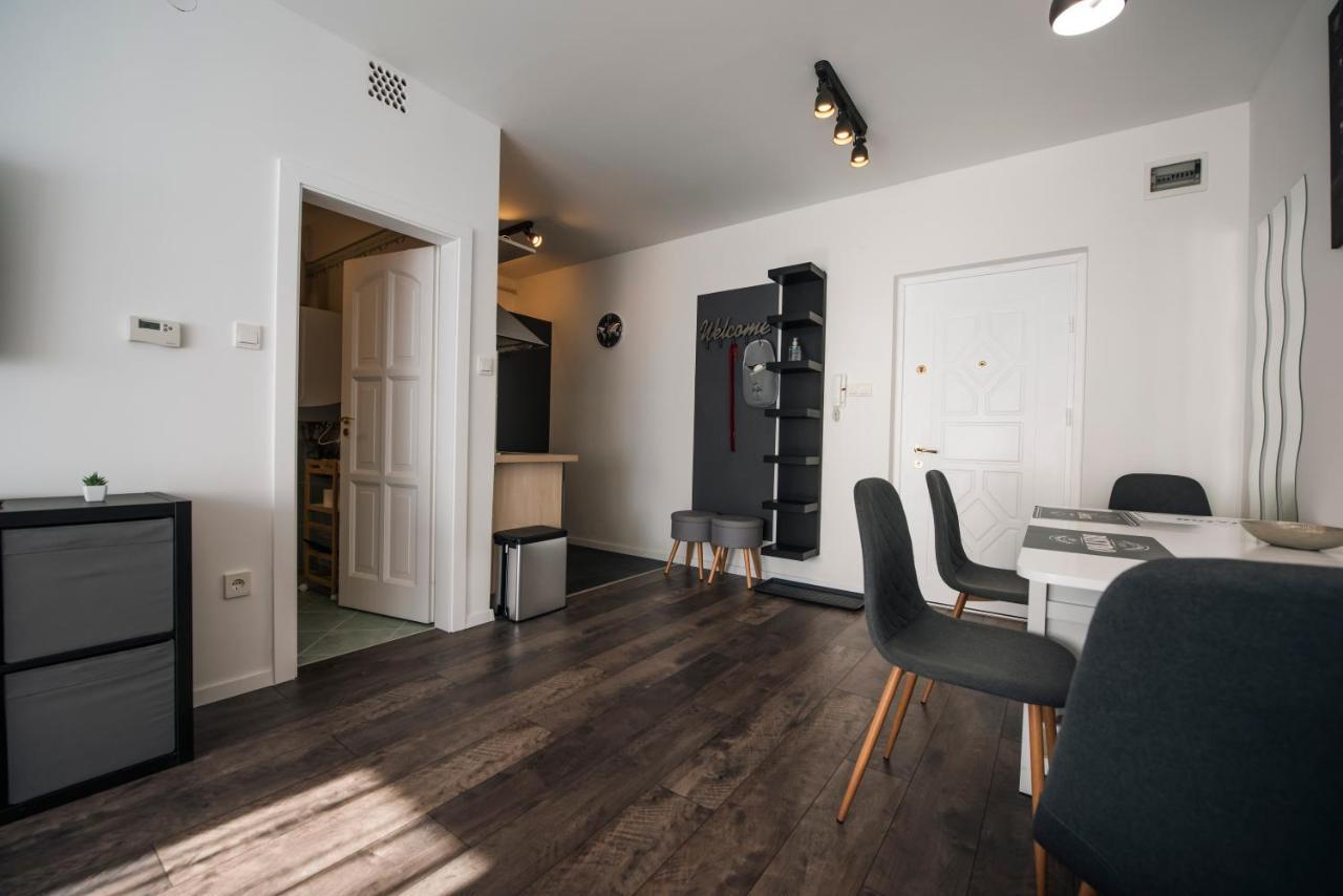 Anavrin apartman- csendes lakás a belváros közepén Apartman Pécs Kültér fotó