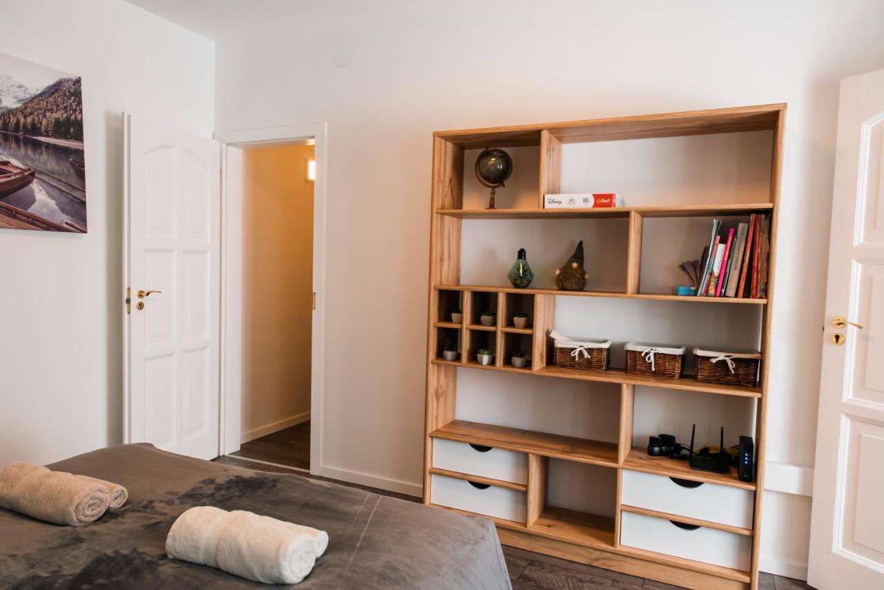 Anavrin apartman- csendes lakás a belváros közepén Apartman Pécs Kültér fotó